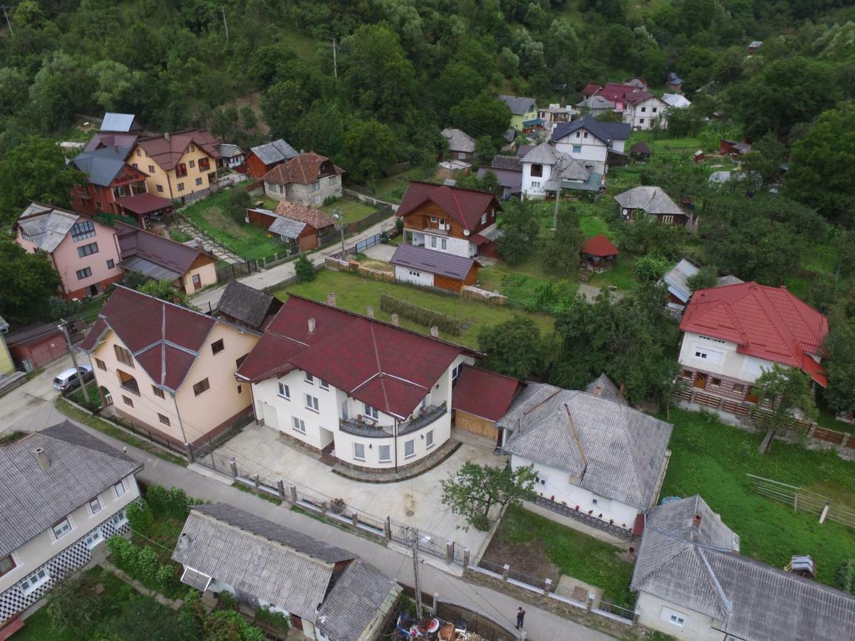 Hotel Popasul Calatorului Moisei Exterior foto